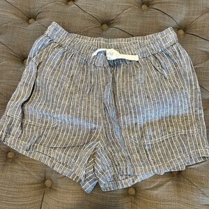 Quince 100% European Linen shorts